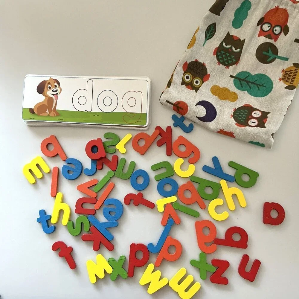 WOODEN ALPHABET LETTERS SPELLING GAME FLASH CARDS MATCHING